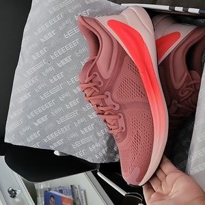 Lulu lemon sneakers